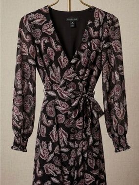 Stella & Julie Black Paisley Wrap Maxi Dress size 6 NWOT